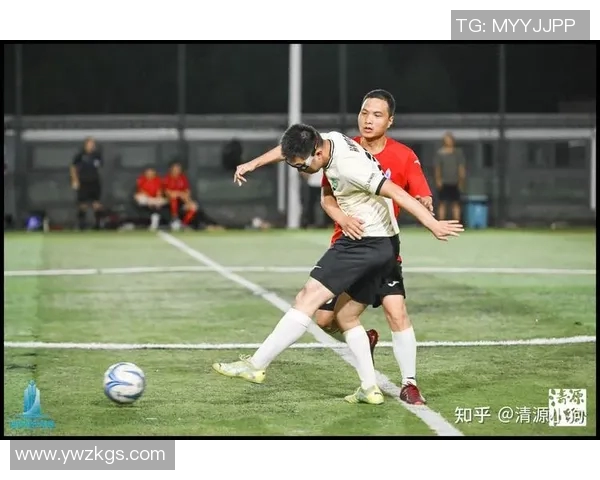 墙布足球球星合照展现英雄风采凝聚绿茵梦想与荣耀