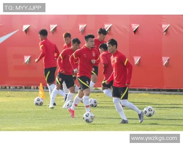 中国足球小将崭露头角与外国球星对决激发新一轮竞技热潮 中国足球小将崭露头角与外国球星对决激发新一轮竞技热潮