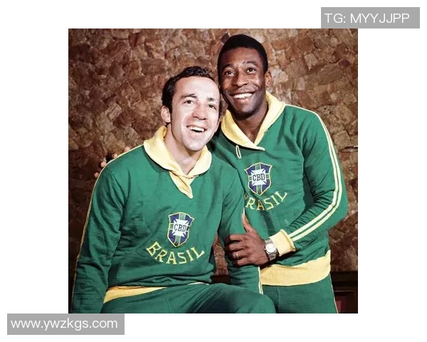 围绕足球球星名字英语翻译与叫法差异展开的深度争辩与讨论